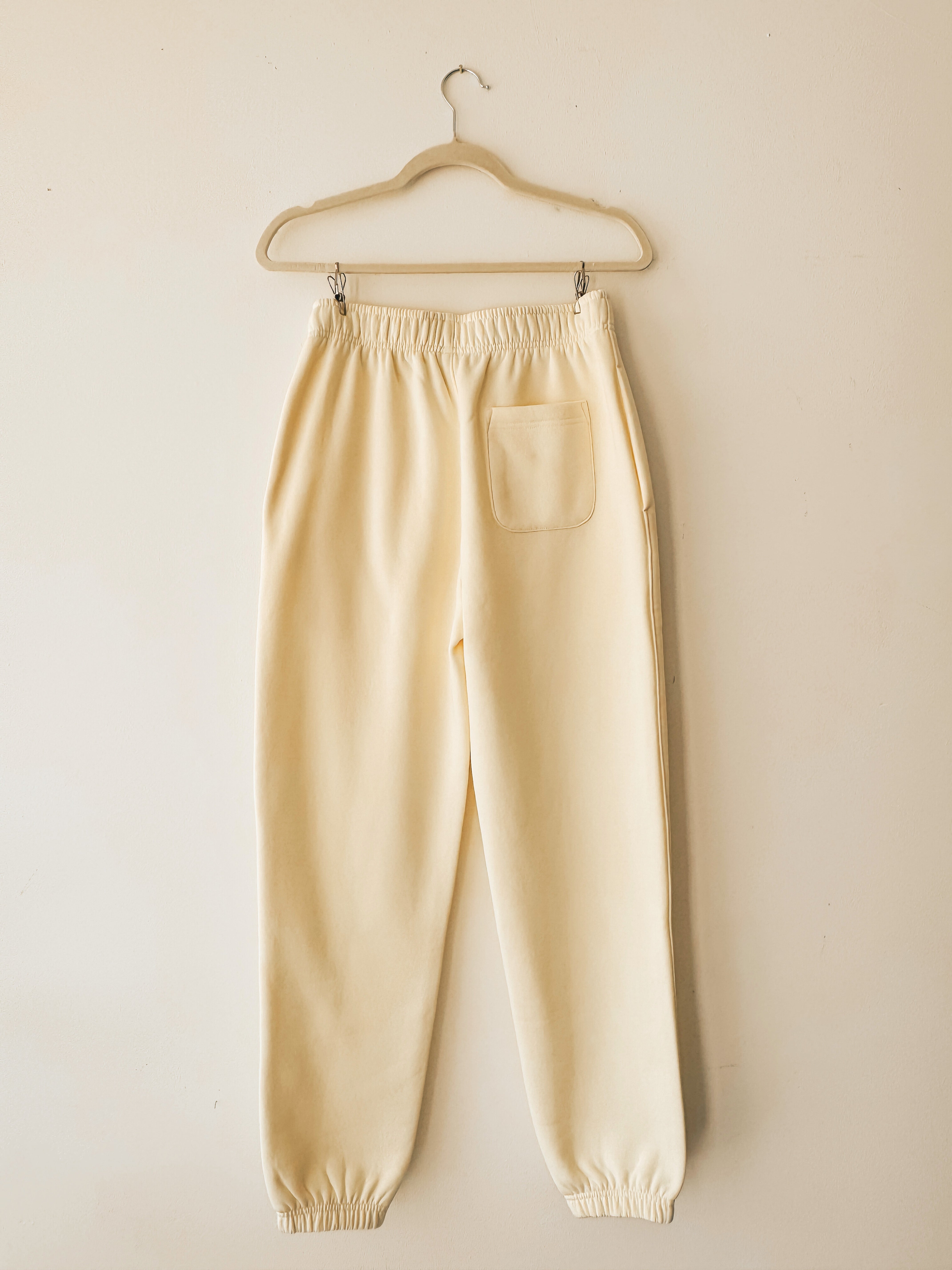 Relaxed Women’s Sweats | Butter