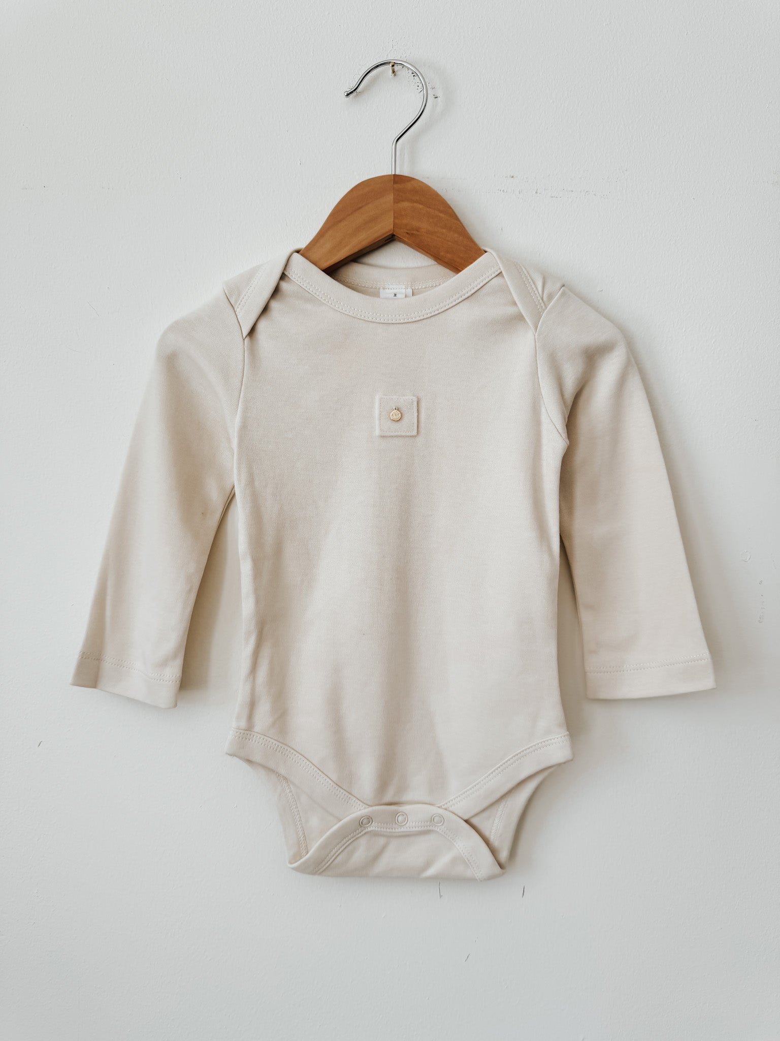 Classic Long Sleeve Bodysuit | Ivory Felt Wool Patch