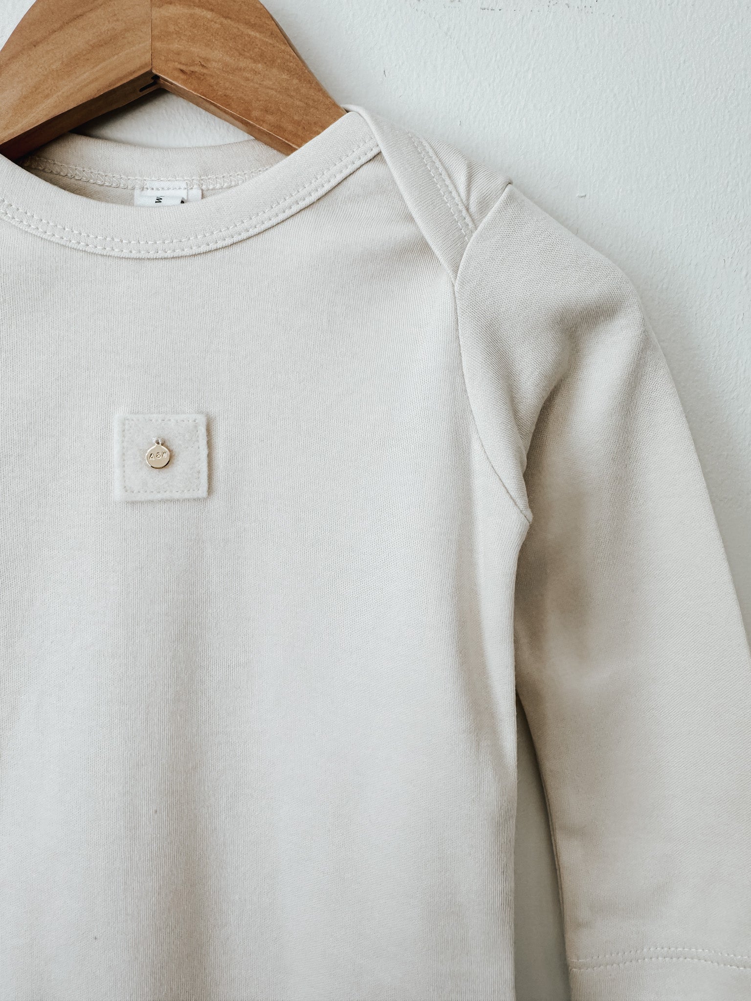 Classic Long Sleeve Bodysuit | Ivory Felt Wool Patch
