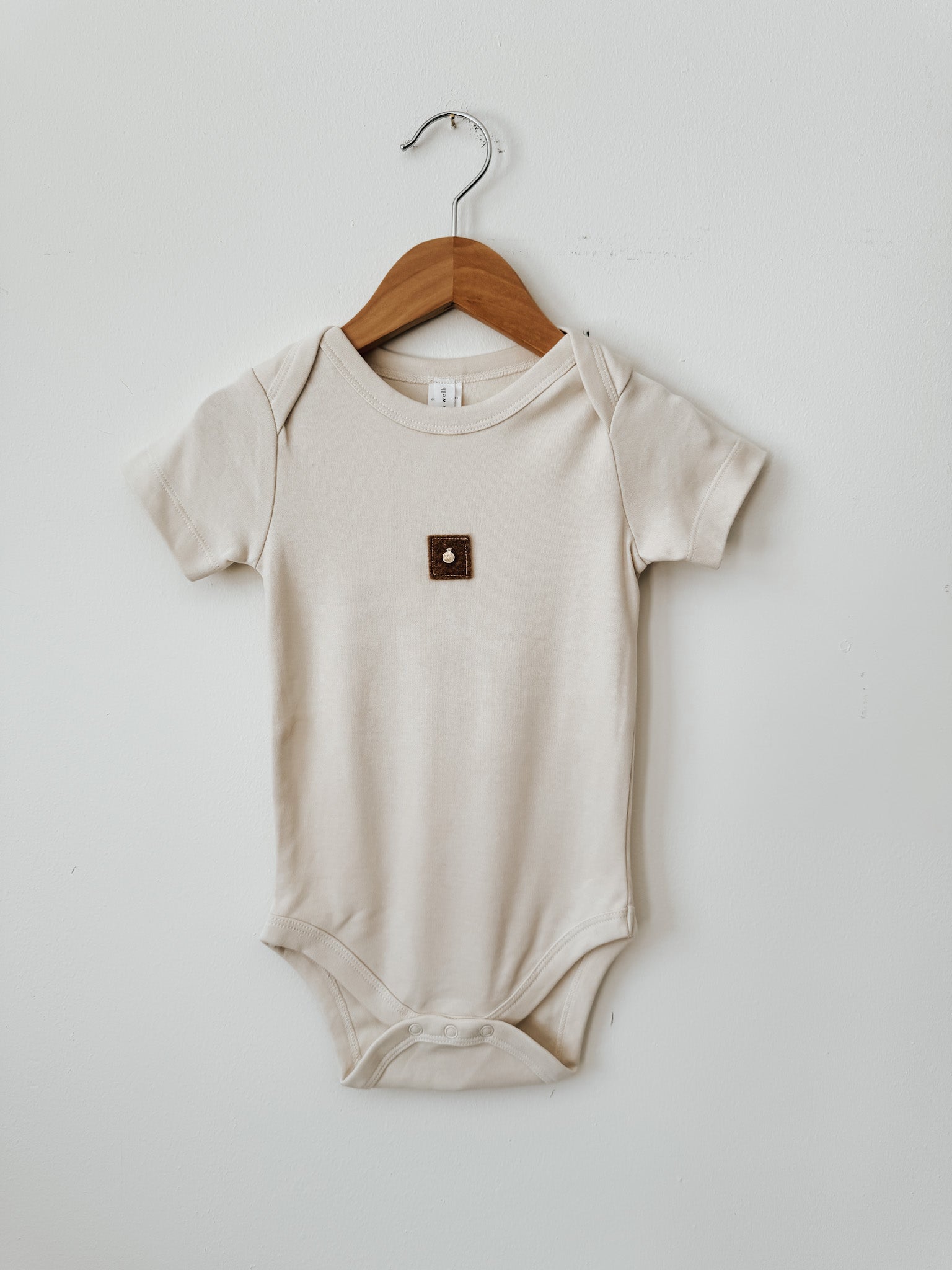 Classic Short Sleeve Bodysuit | Ginger Felt Wool Patch