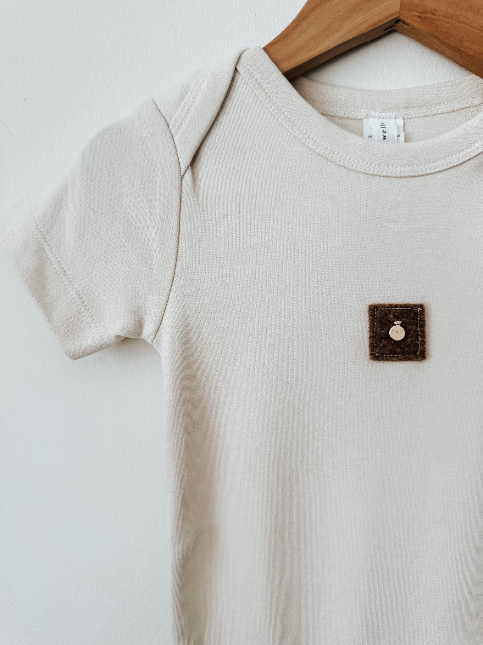 Classic Short Sleeve Bodysuit | Ginger Felt Wool Patch