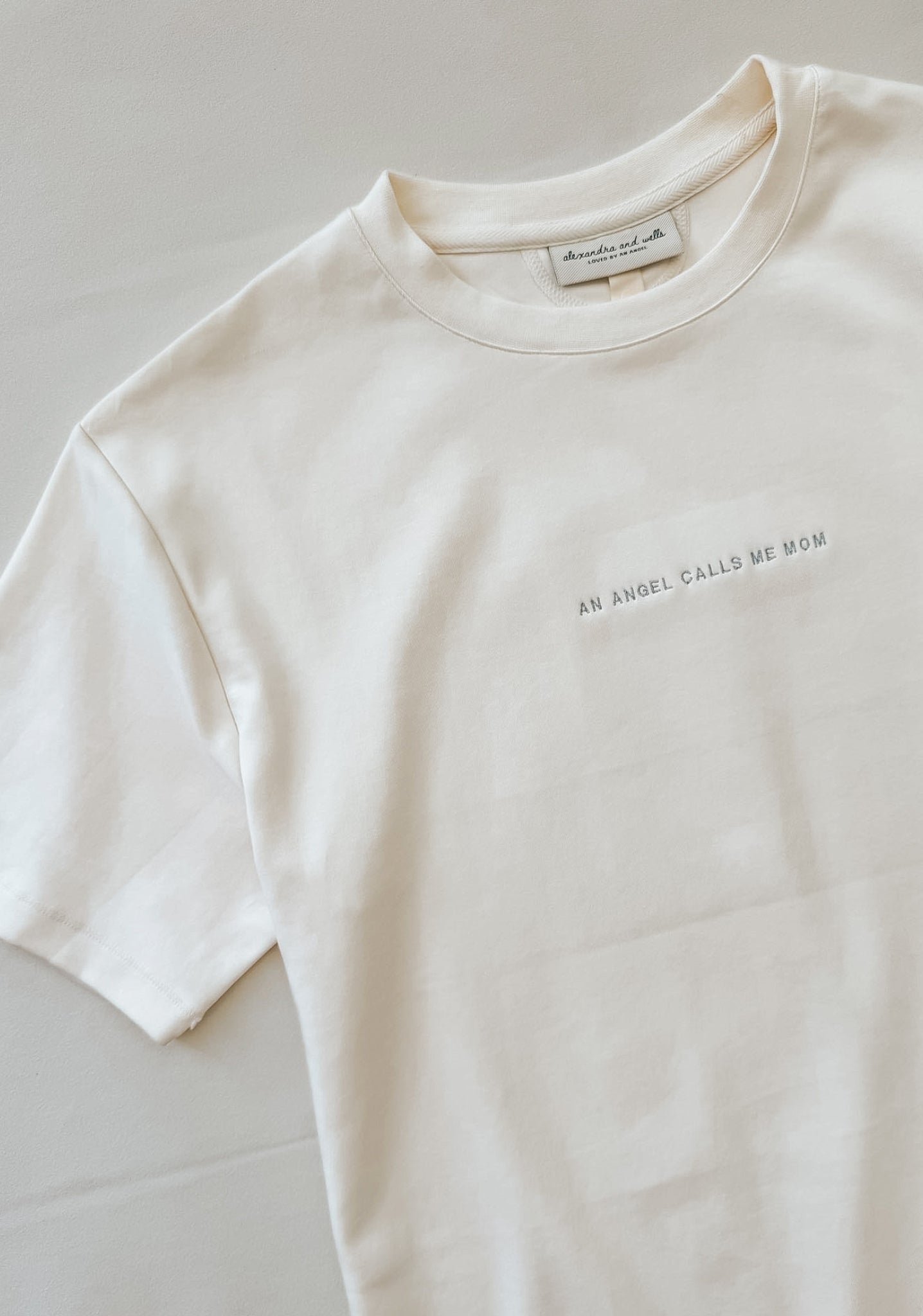 An Angel Calls Me Mom Comfort Tee in Créme