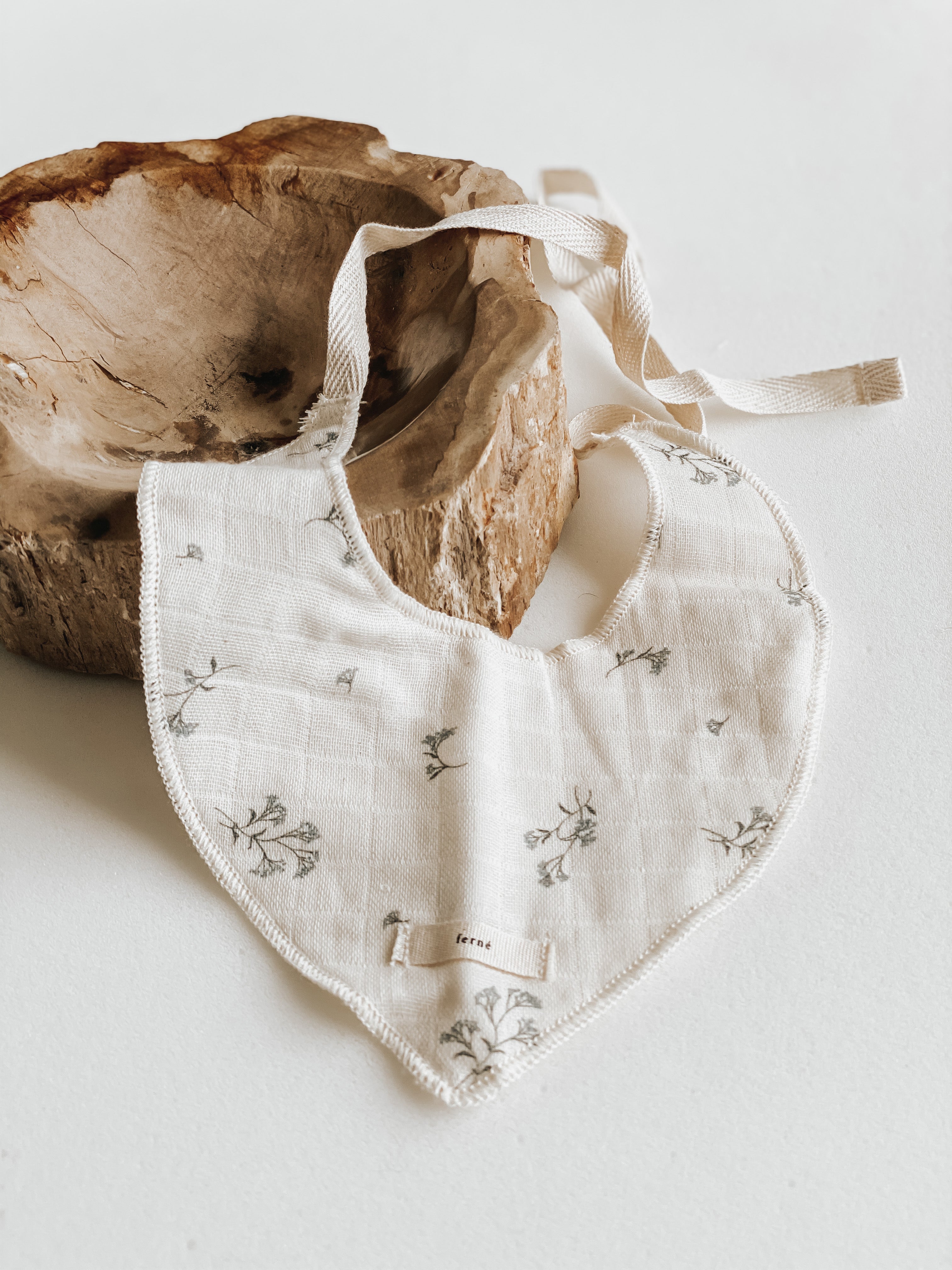 Drool Bib | Baby's Breath