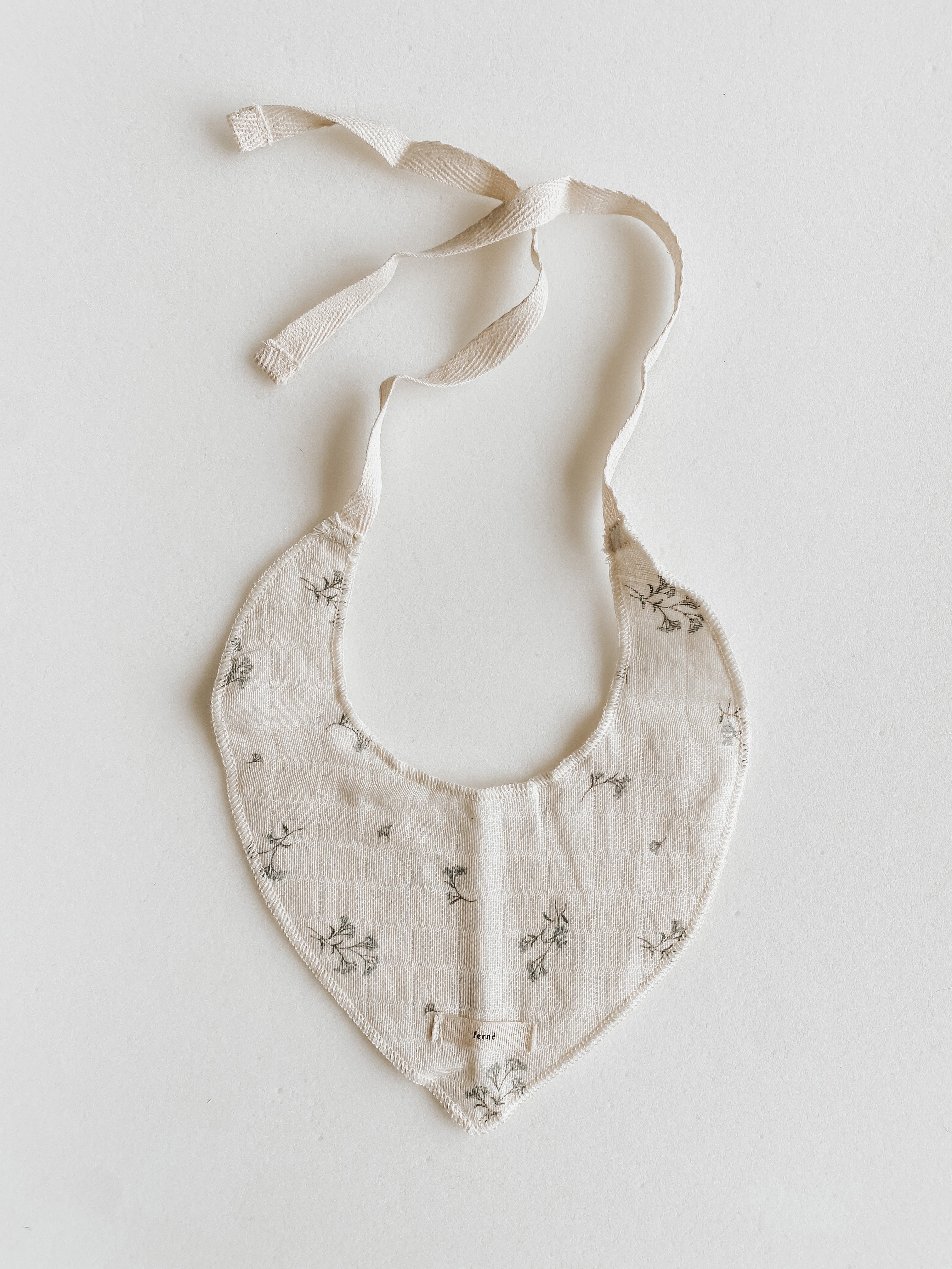 Drool Bib | Baby's Breath